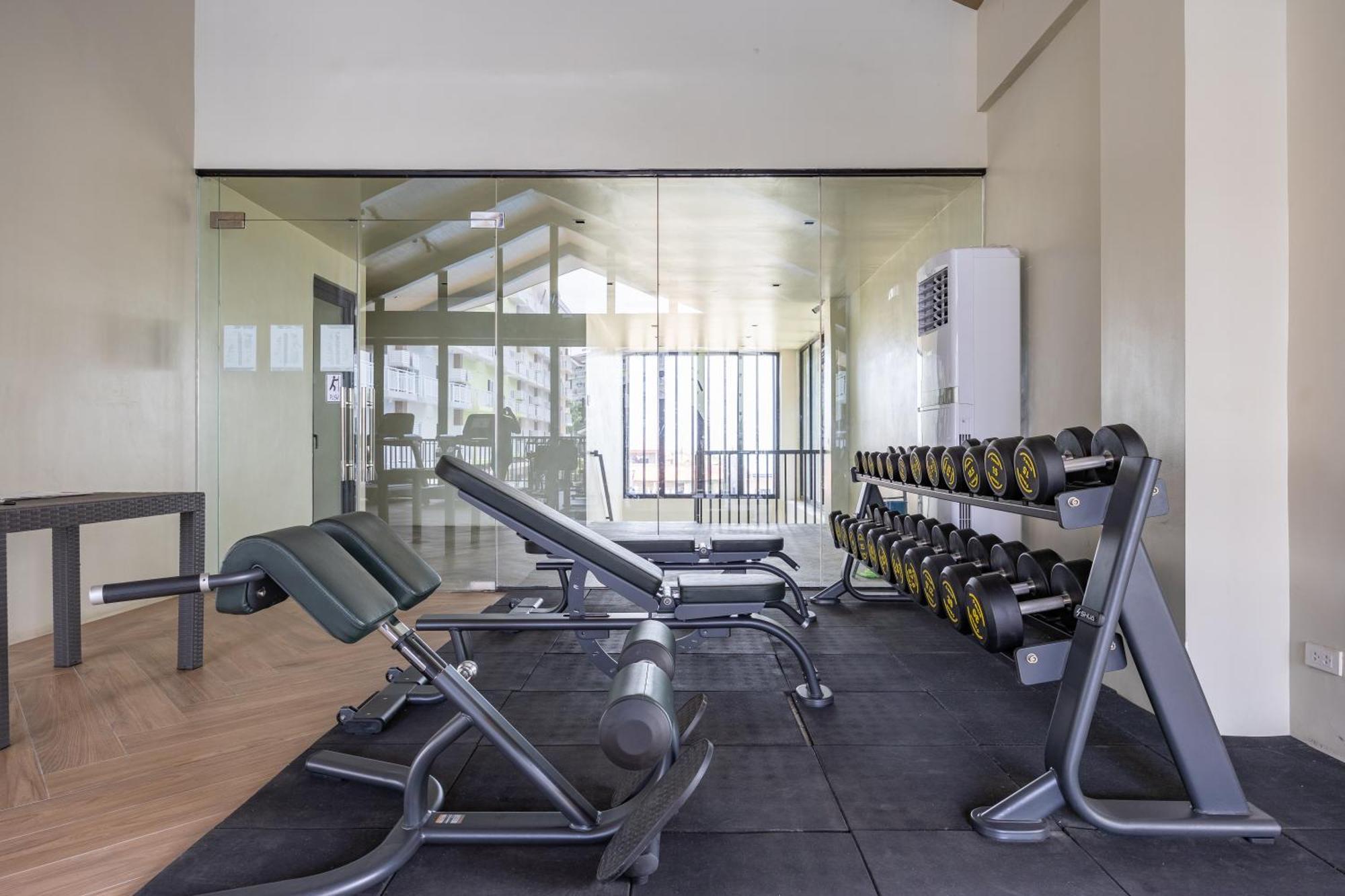 732 Express Condotel, 3 Minutes To Airport, With Gym & Pool Fast Wi-Fi, Free Netflix Lapu-Lapu City Zewnętrze zdjęcie